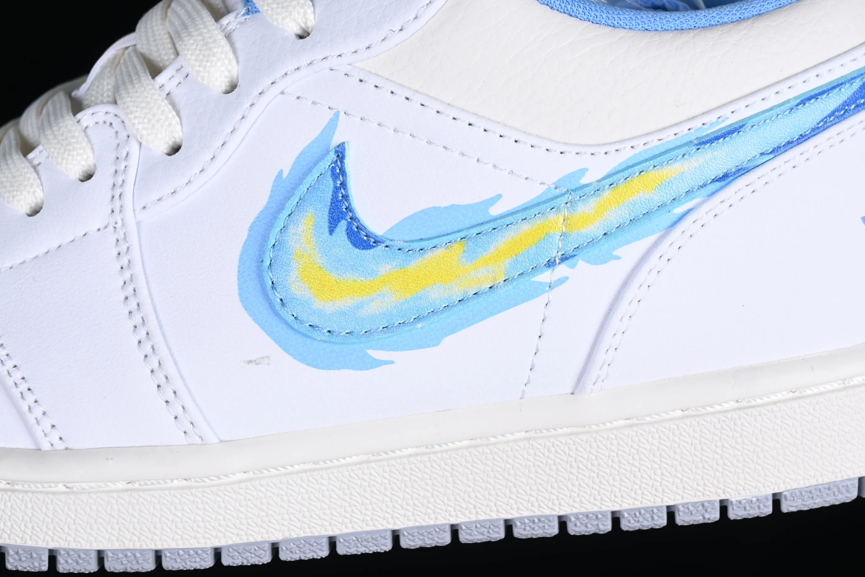 All categories Air Jordan Jordan series basketball shoes Air Jordan 1 Low Air Jordan 1 Low "Born To Fly" AJ1 Joe 1 Flame North Carolina Blue FJ7219-441